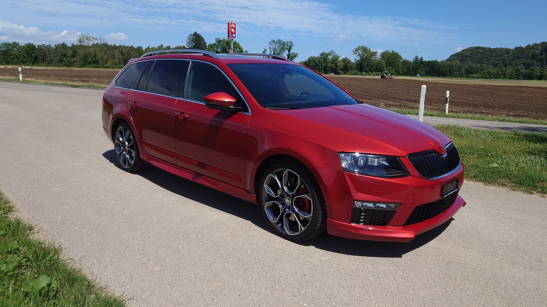 SKODA Octavia Combi 2.0 TSI RS DSG-image-7