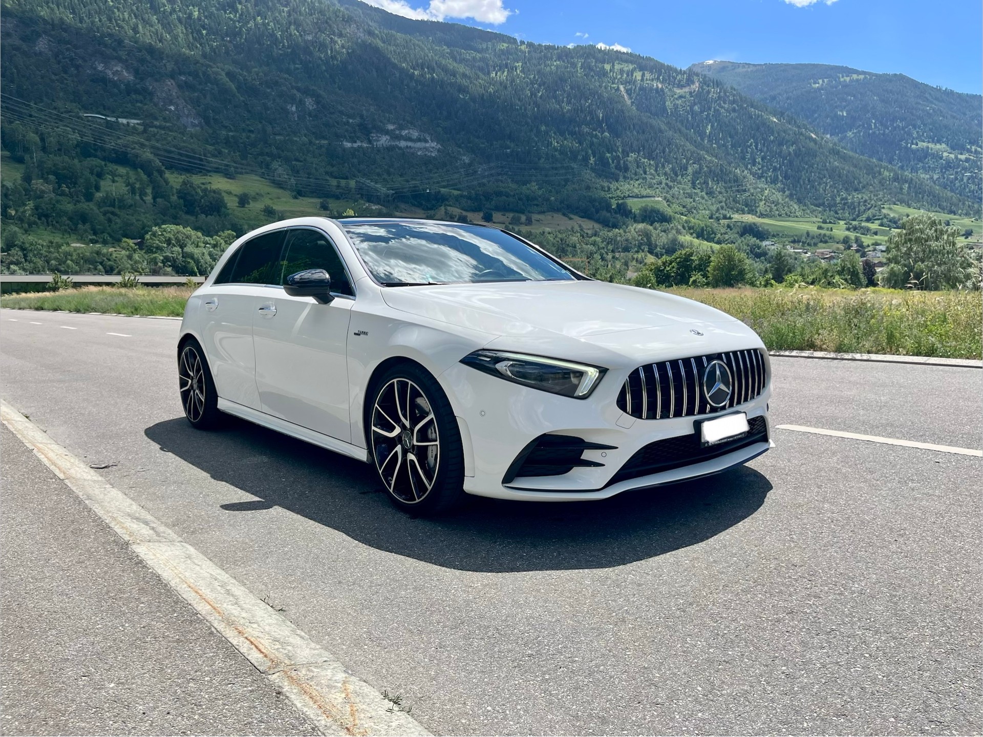 MERCEDES-BENZ A 35 AMG 4matic-image-0