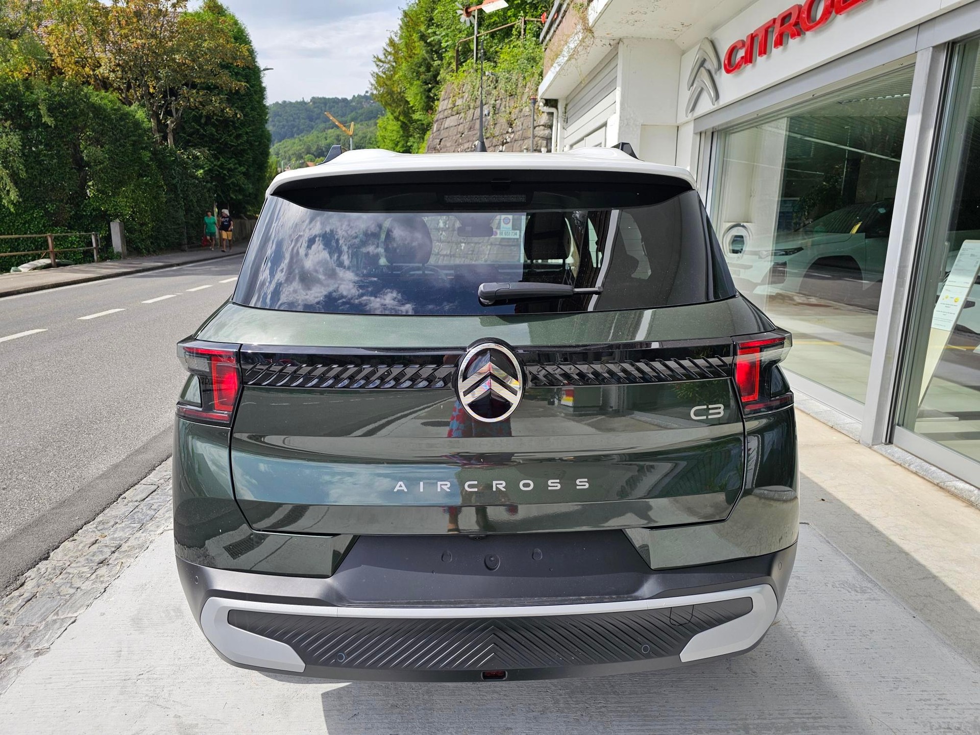 CITROEN C3 Aircross 1.2 Hybrid Plus-image-5