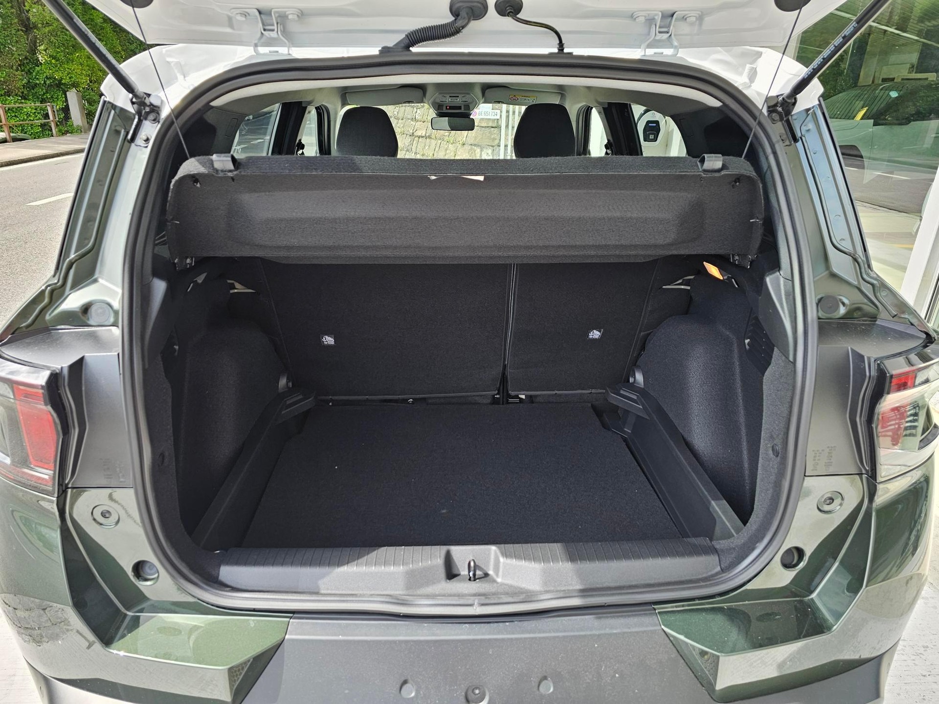 CITROEN C3 Aircross 1.2 Hybrid Plus-image-13