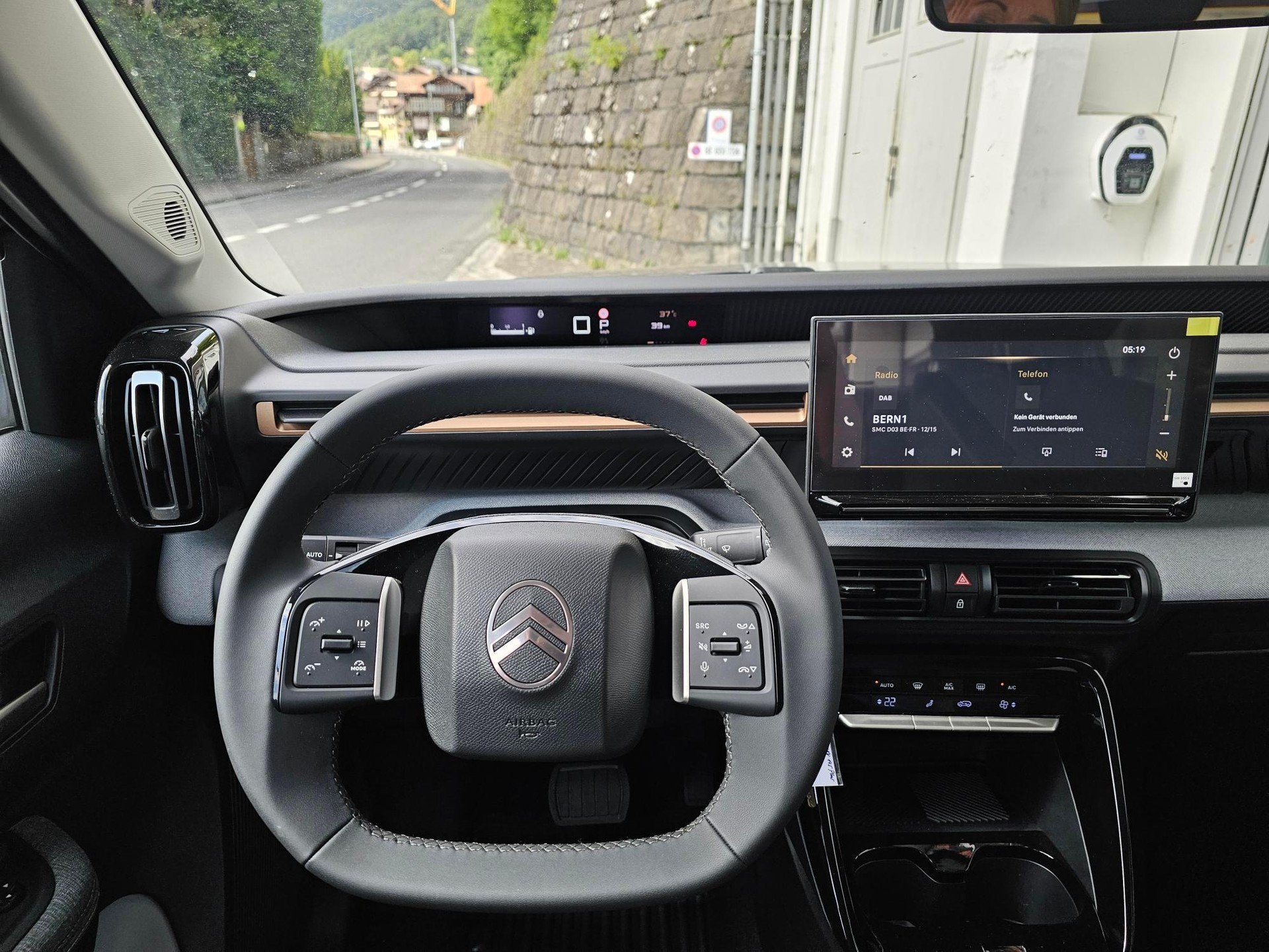 CITROEN C3 Aircross 1.2 Hybrid Plus-image-6