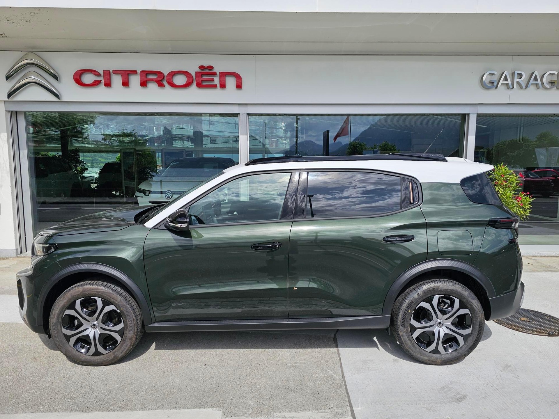 CITROEN C3 Aircross 1.2 Hybrid Plus-image-1