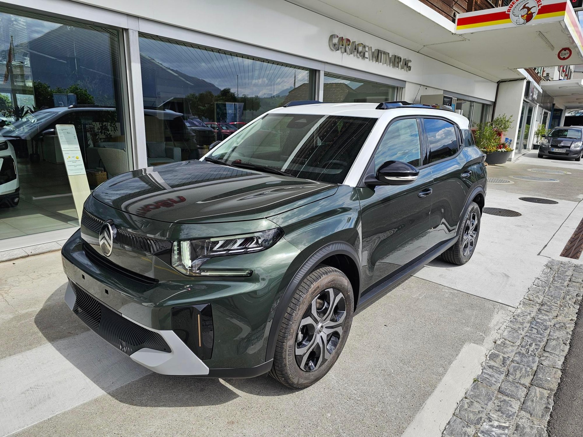 CITROEN C3 Aircross 1.2 Hybrid Plus-image-0
