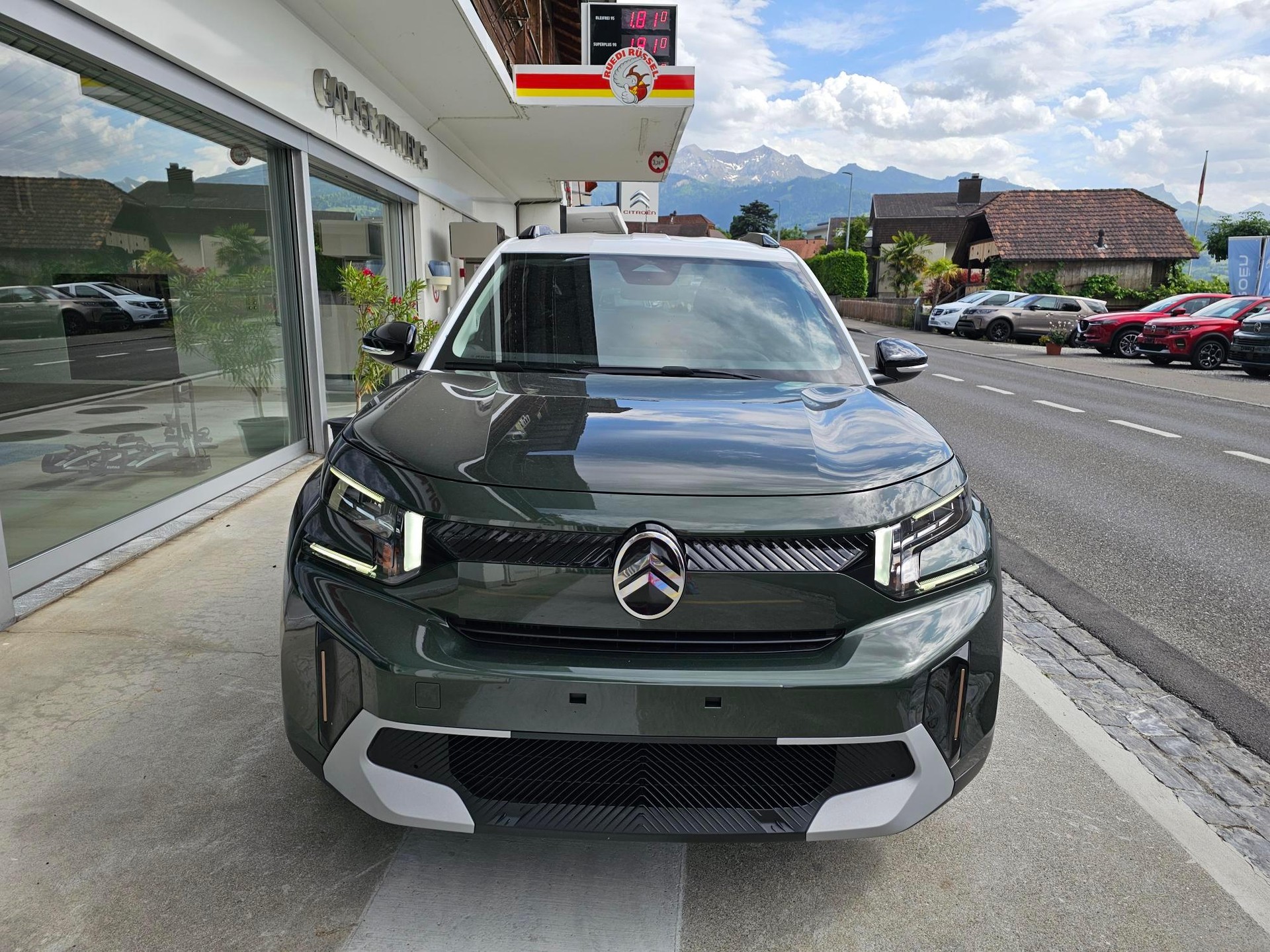 CITROEN C3 Aircross 1.2 Hybrid Plus-image-2