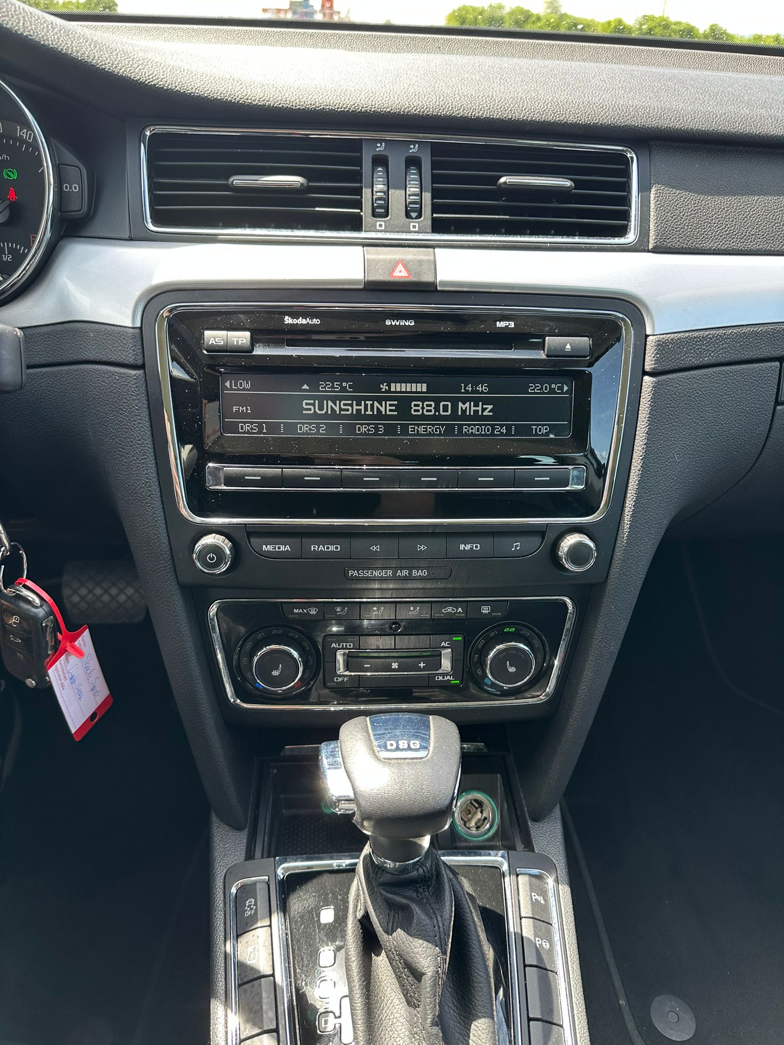 SKODA Superb 2.0 TSI Ambition DSG-image-15