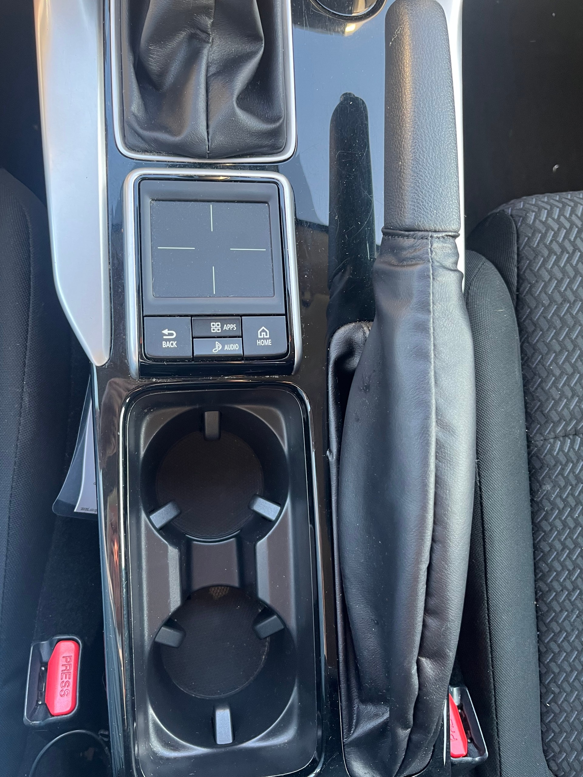MITSUBISHI Eclipse Cross 1.5 T-Mivec Style 2WD-image-9