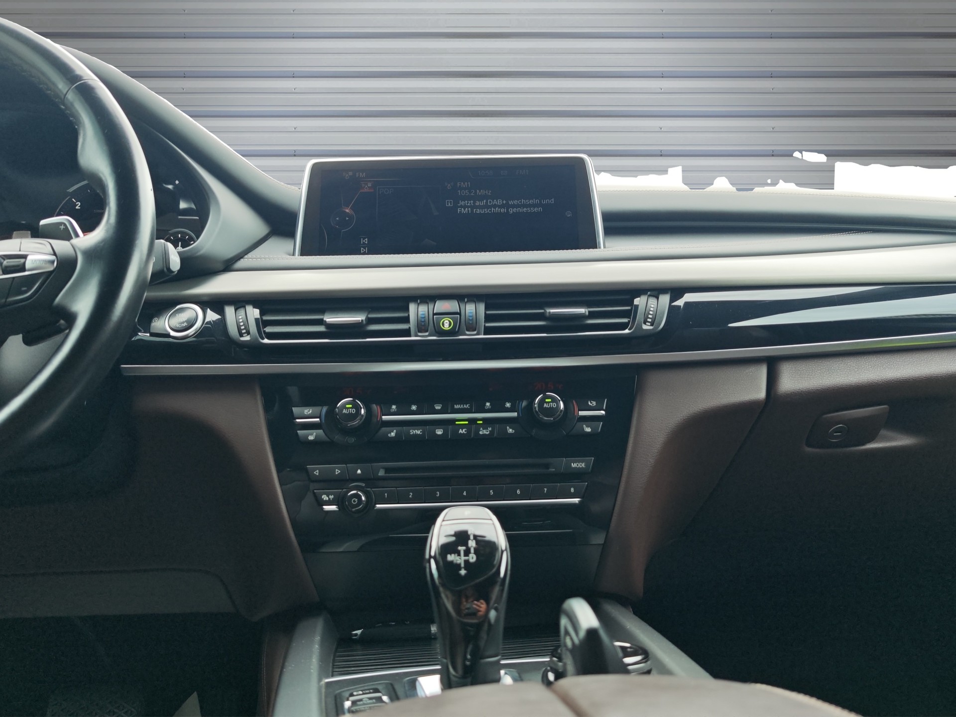 BMW X5 xDrive M50d Steptronic-image-11