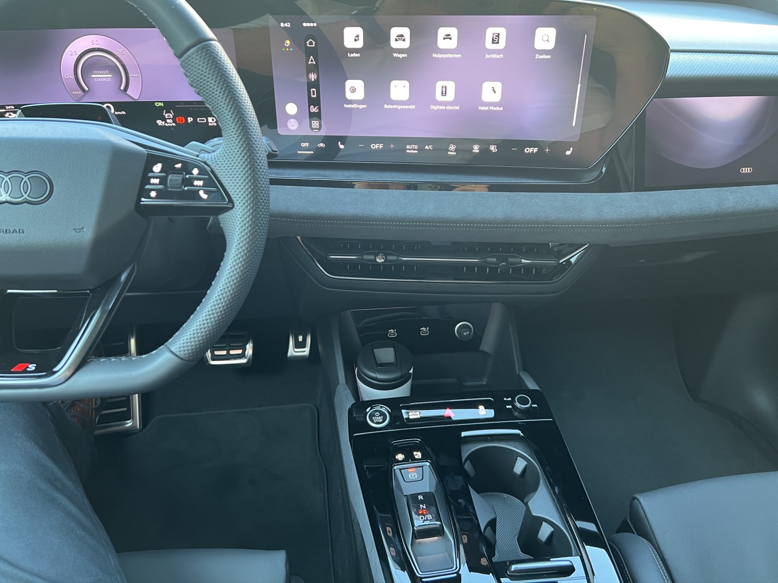 AUDI Q6 e-tron quattro-image-11