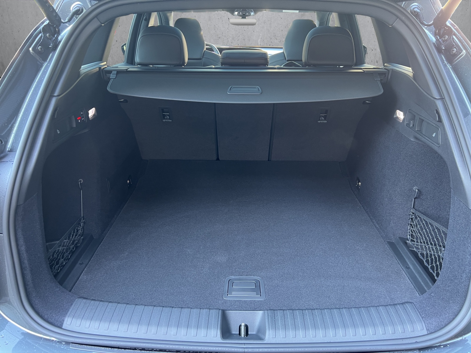 AUDI Q6 e-tron quattro-image-14