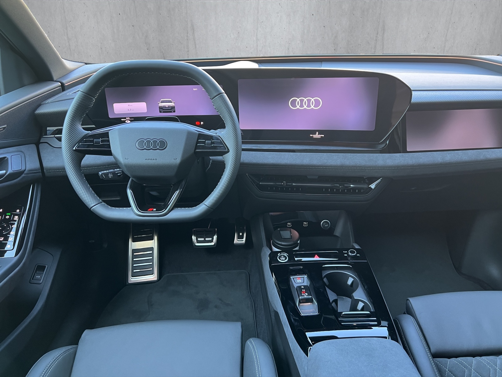AUDI Q6 e-tron quattro-image-9