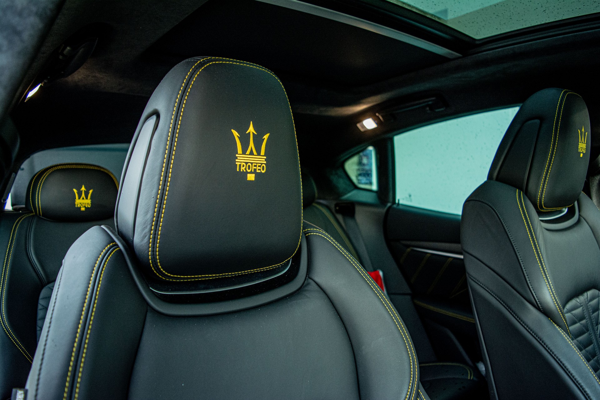 MASERATI Levante 3.8 V8 Trofeo Q4 Launch Edition "1 of 100"-image-19