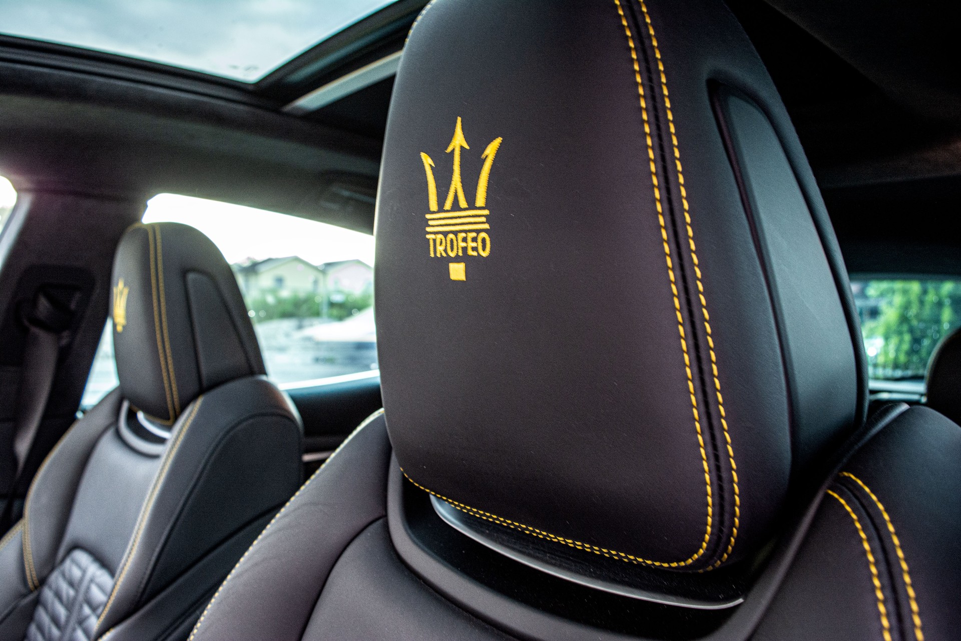 MASERATI Levante 3.8 V8 Trofeo Q4 Launch Edition "1 of 100"-image-14