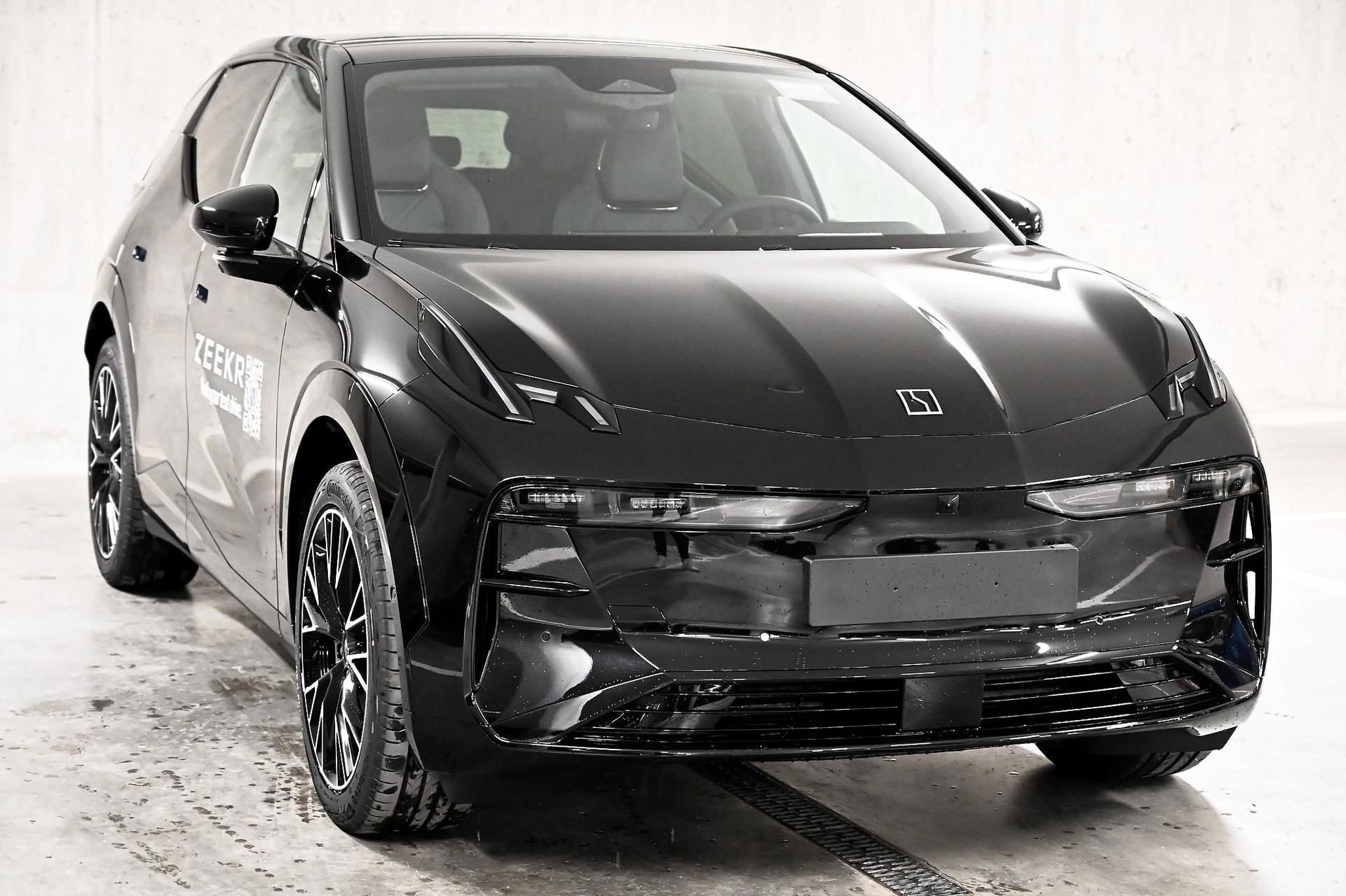 ZEEKR X Privilege AWD-image-3