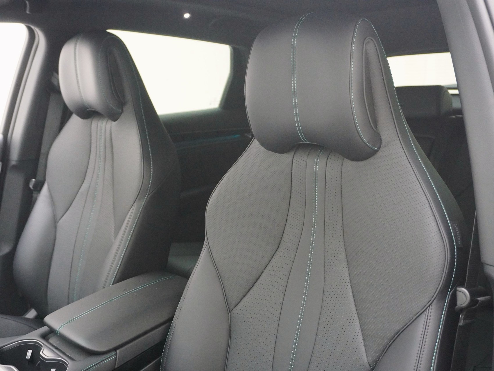 BYD Seal U DM-i Design AWD-image-12