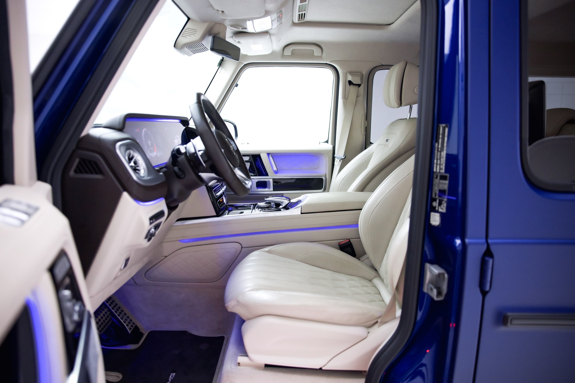 MERCEDES-BENZ G 63 AMG 4x4 Speedshift Plus G-Tronic-image-19
