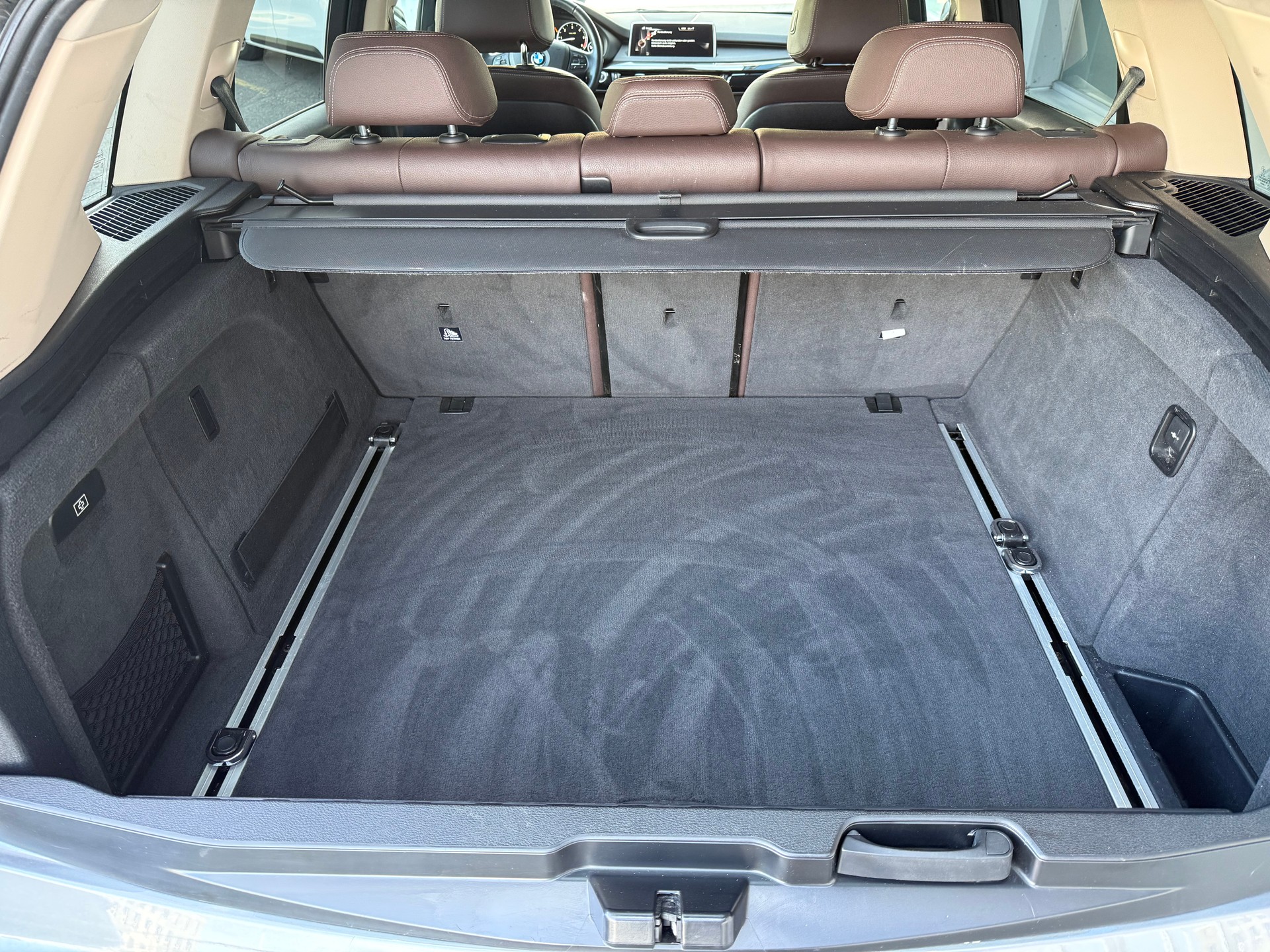 BMW X5 xDrive 30d Steptronic-image-16
