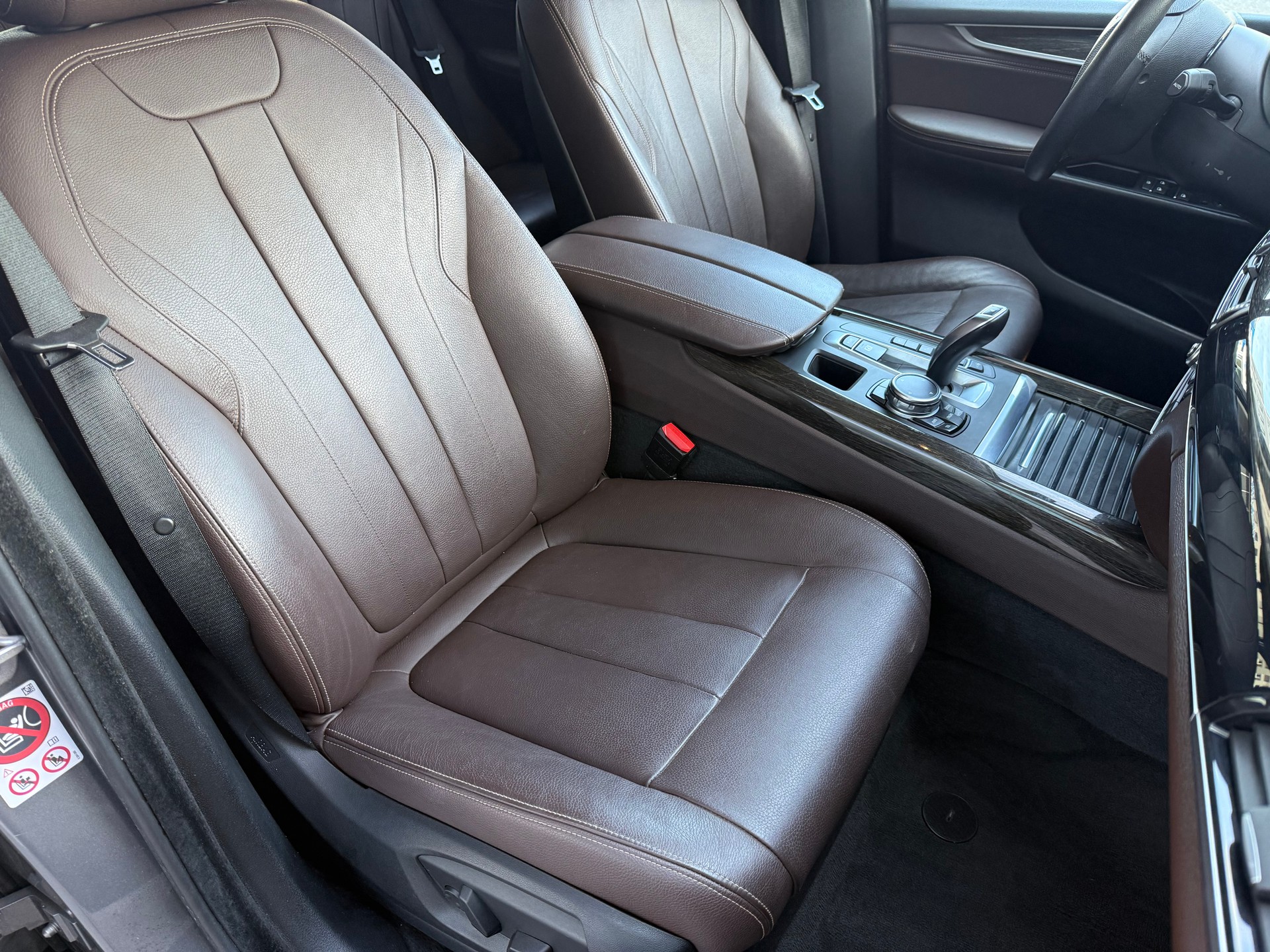 BMW X5 xDrive 30d Steptronic-image-15