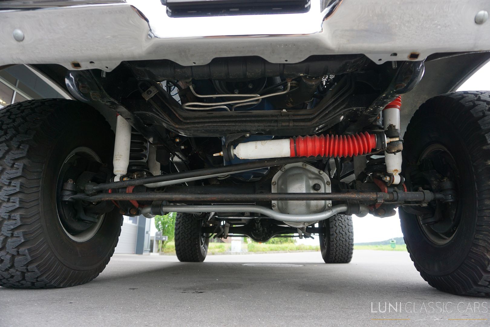 FORD Bronco-image-27