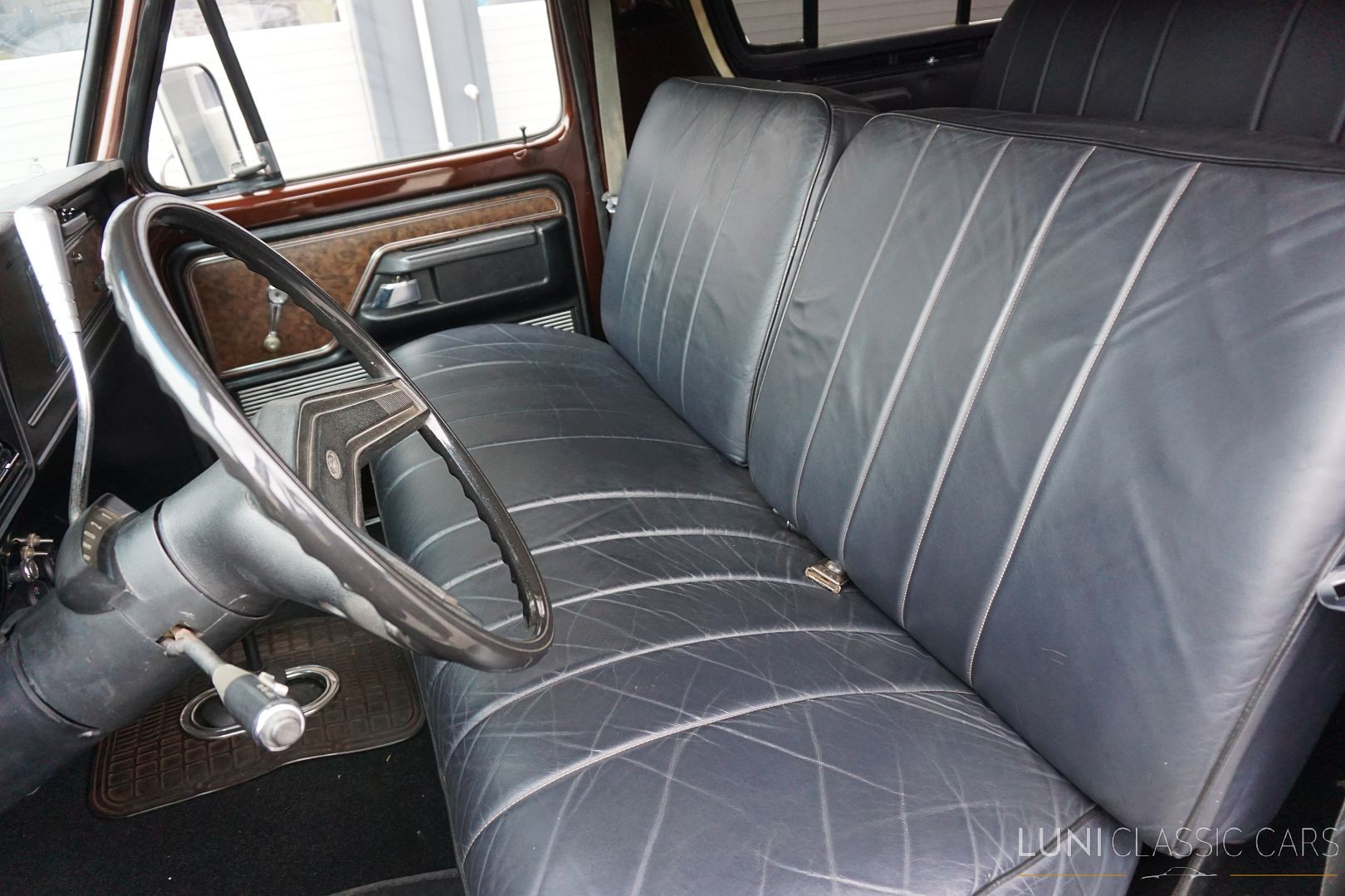 FORD Bronco-image-21