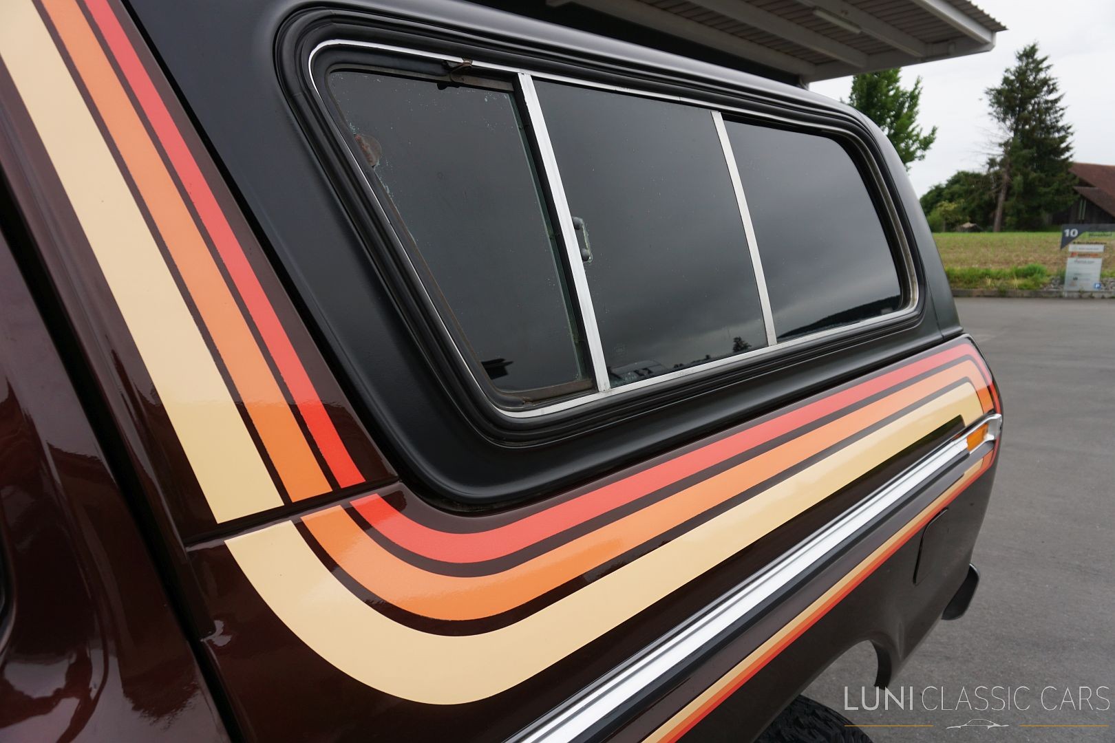 FORD Bronco-image-11