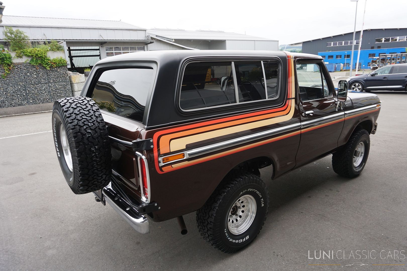 FORD Bronco-image-5