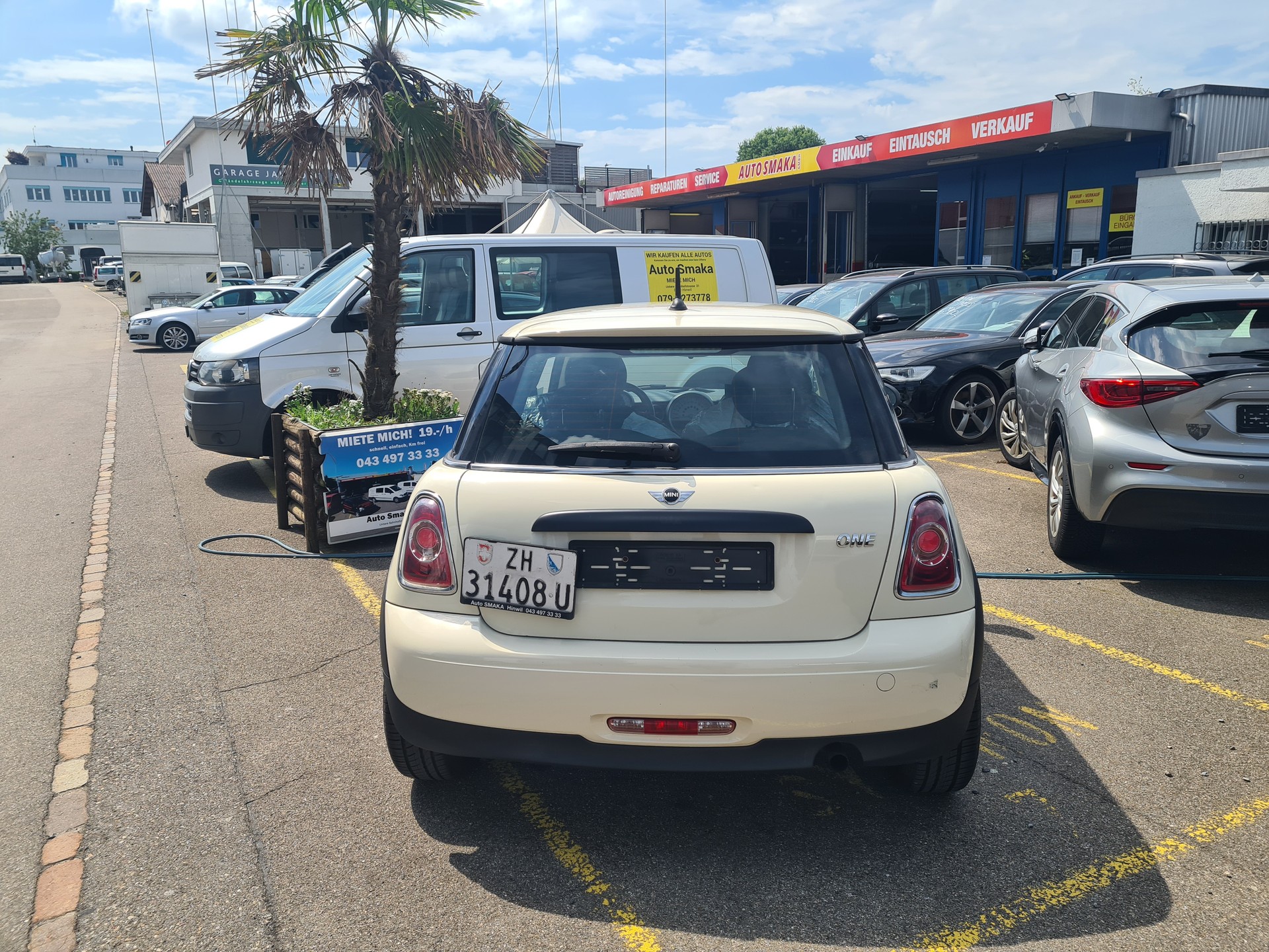 MINI One-image-2