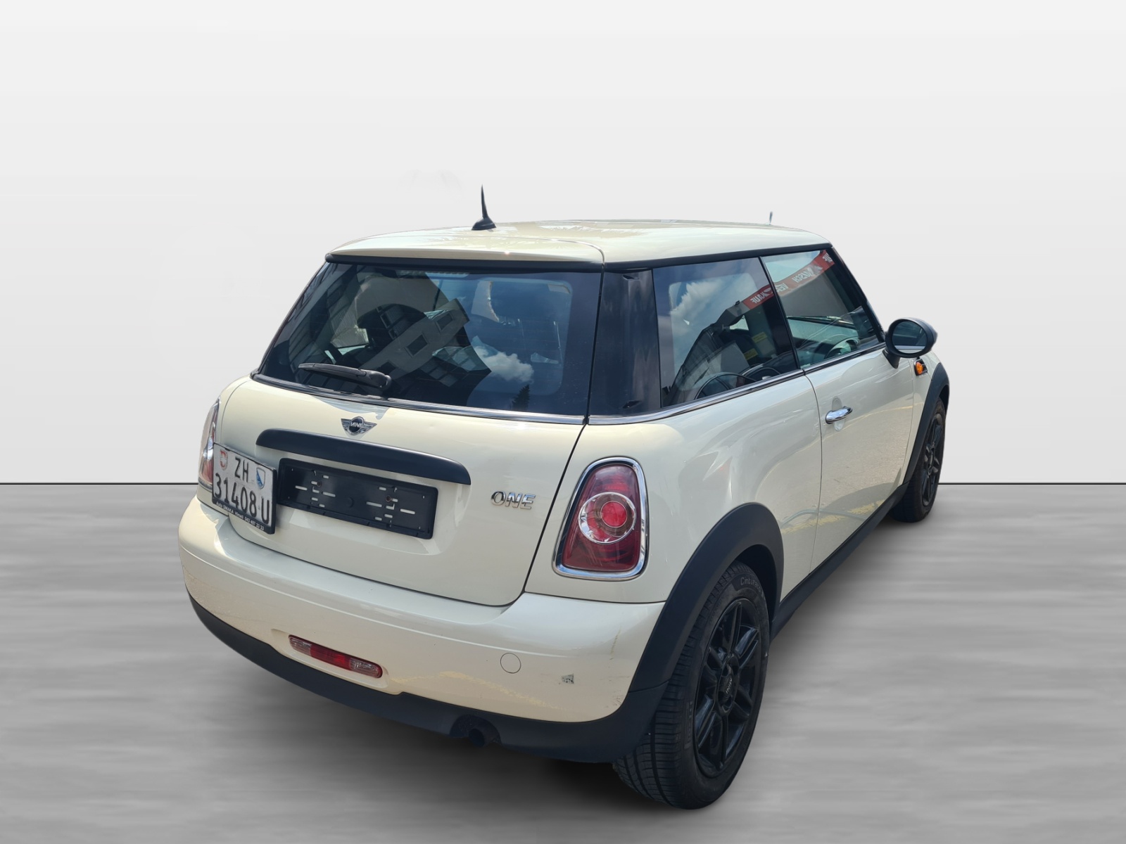 MINI One-image-3