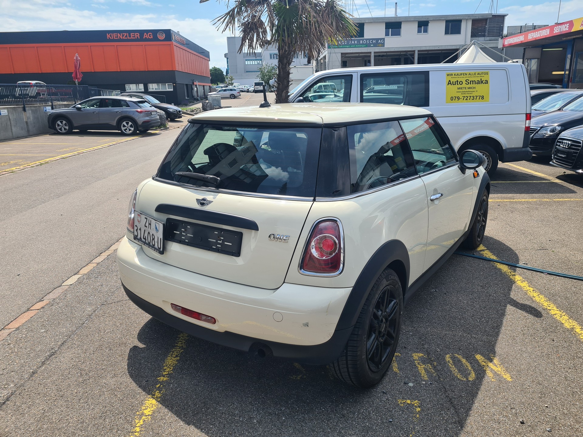 MINI One-image-3