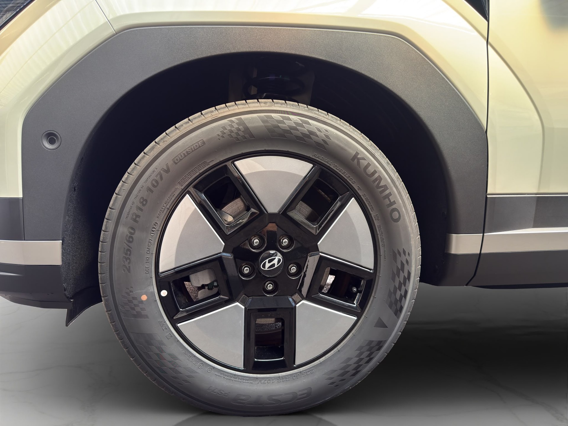HYUNDAI Santa Fe 1.6 T-GDi HEV Vertex 4WD Automatic-image-23