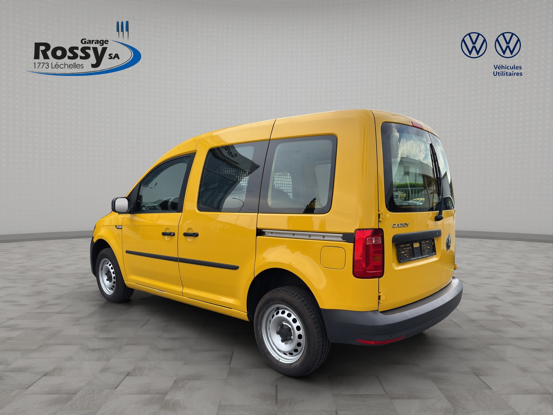 VW Caddy 2.0TDI 4Motion BlueMotion Technology-image-3