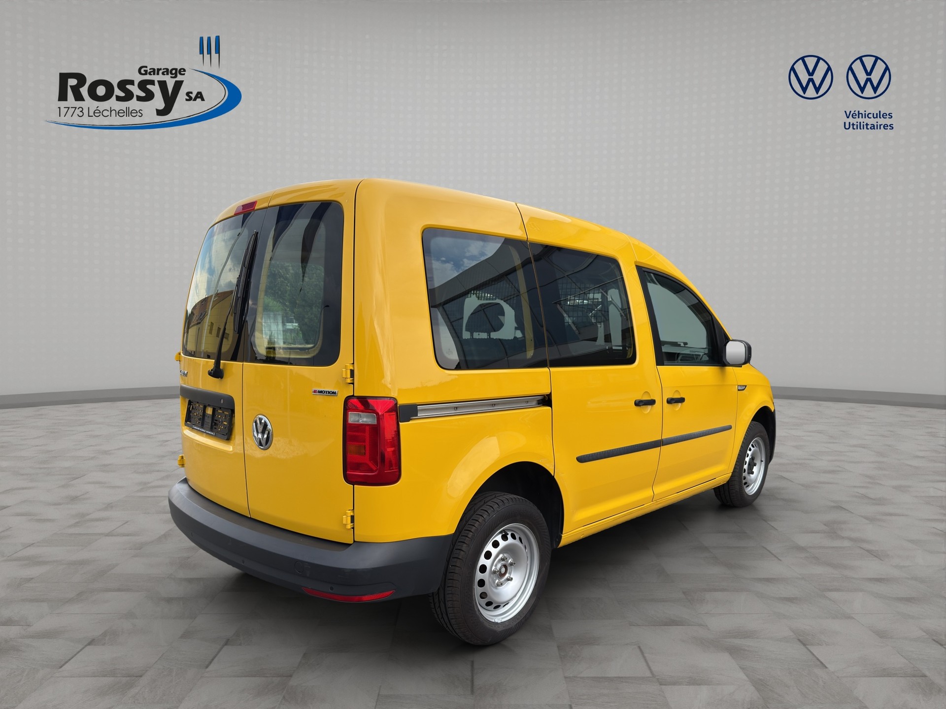 VW Caddy 2.0TDI 4Motion BlueMotion Technology-image-5