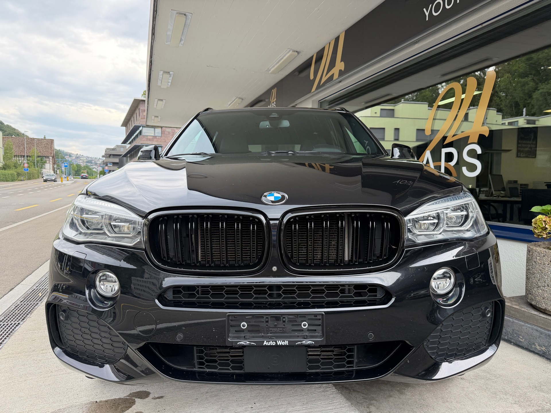BMW X5 xDrive 40d Steptronic-image-1