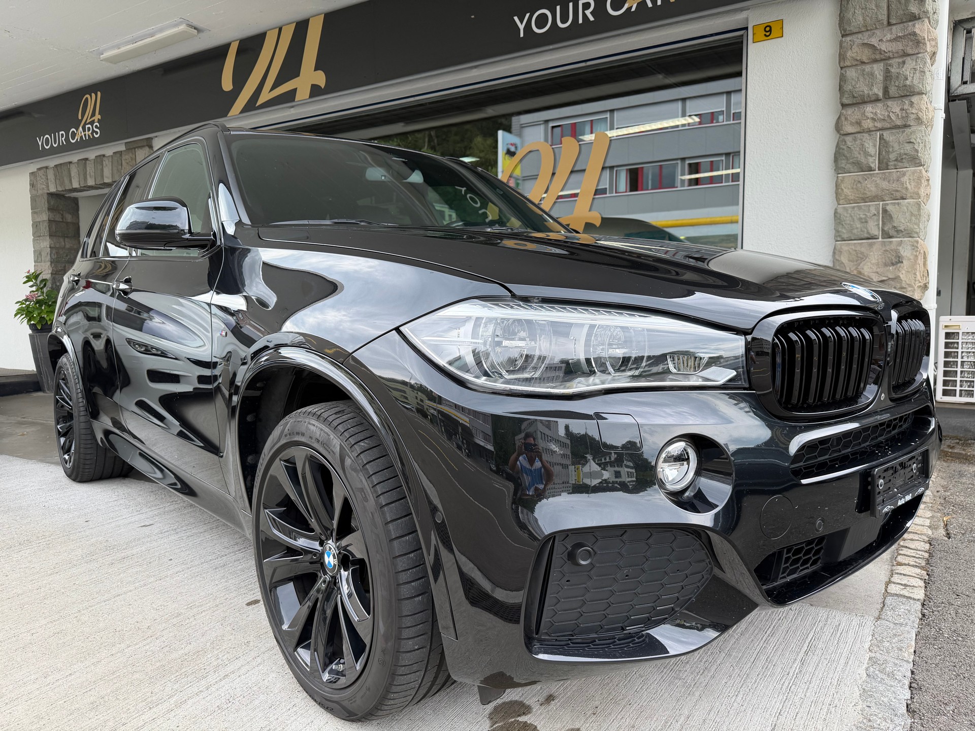 BMW X5 xDrive 40d Steptronic-image-2