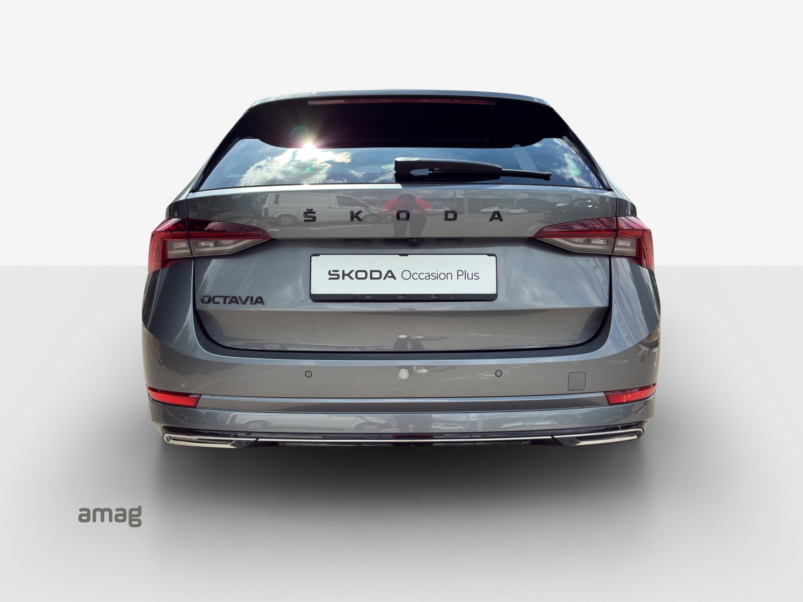 SKODA Octavia Combi 2.0 TSI SportLine DSG 4x4-image-3