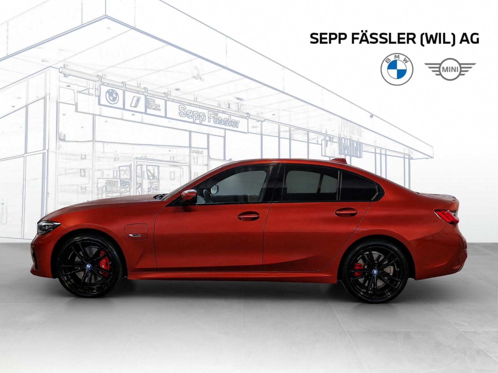 BMW 330e xDrive M Sport-image-2