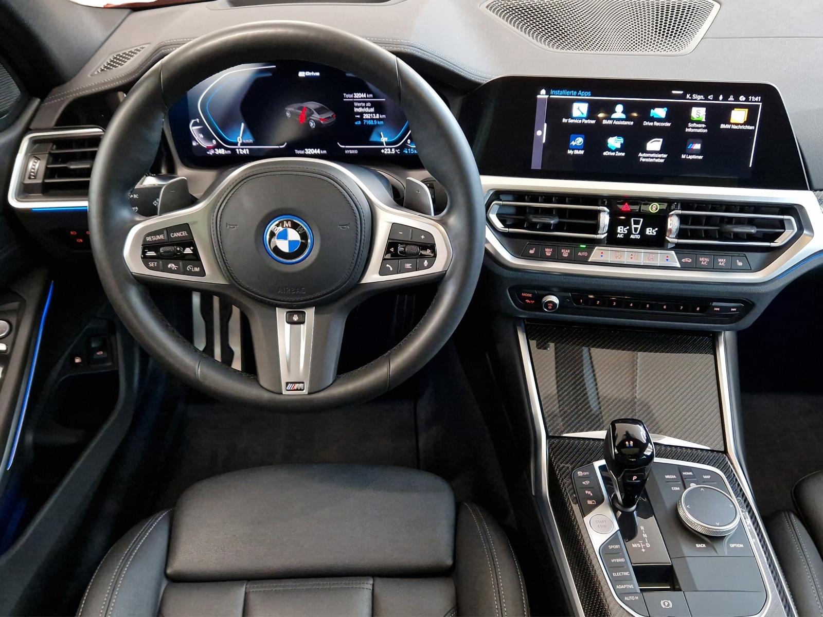 BMW 330e xDrive M Sport-image-18