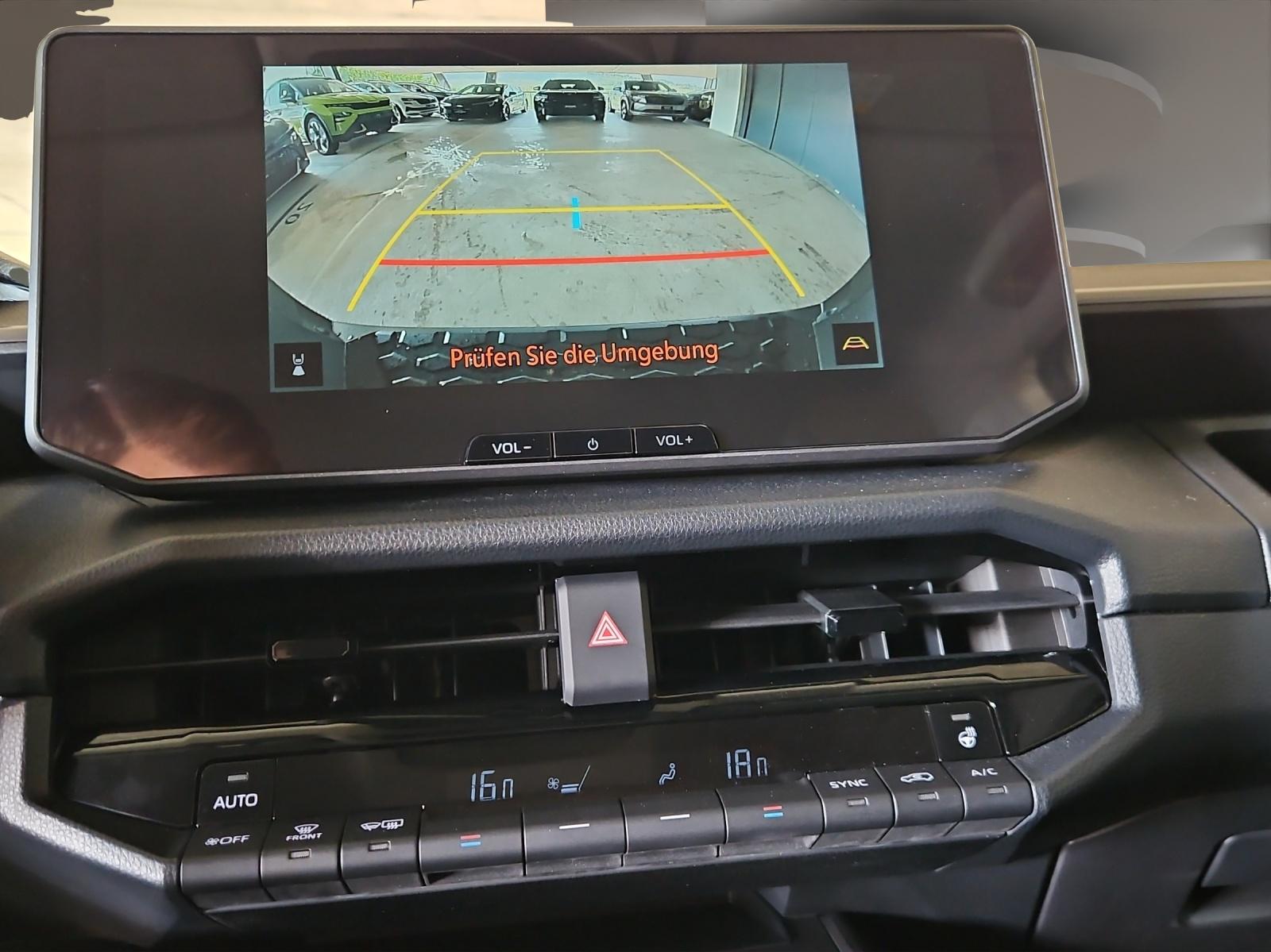TOYOTA Hilux Double Cab.-Pick-up 59KWh Comfort-image-13