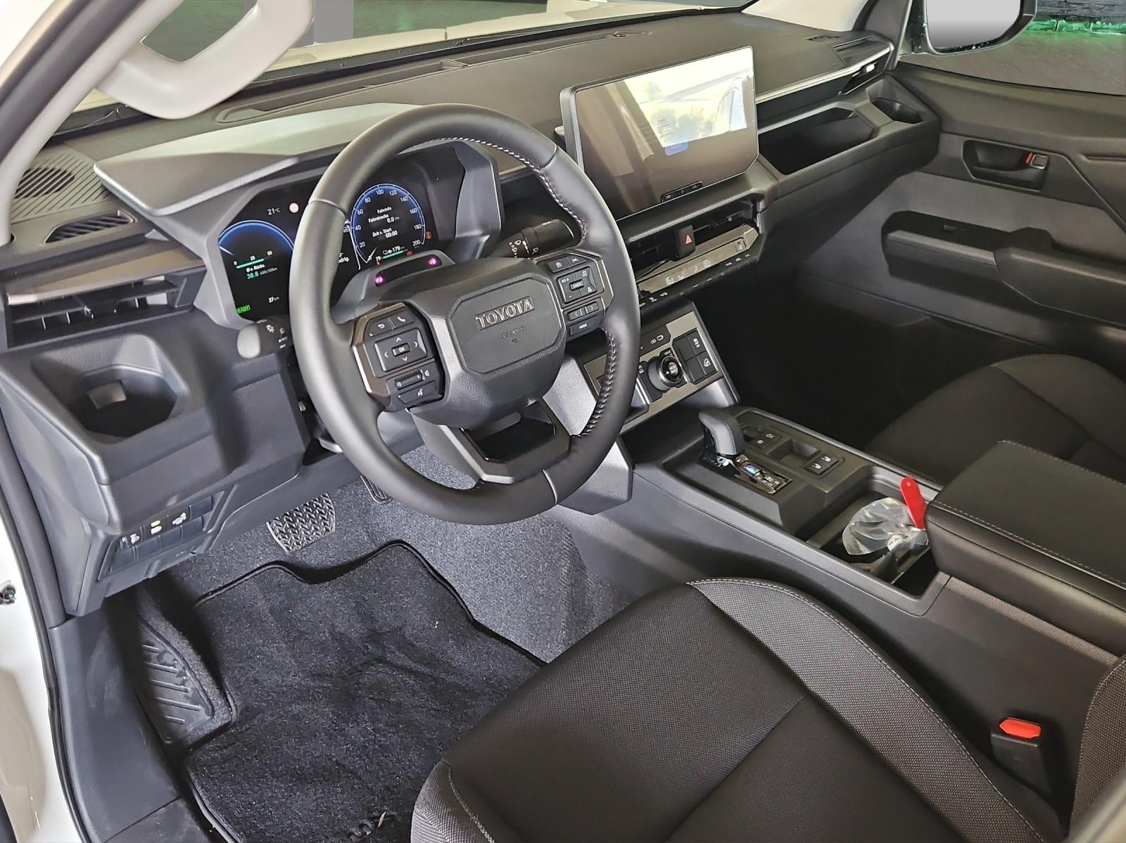 TOYOTA Hilux Double Cab.-Pick-up 59KWh Comfort-image-6