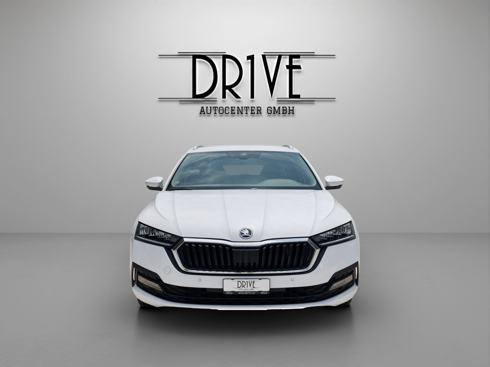 SKODA Octavia Combi 2.0 TDI DSG Ambition 4x4-image-1