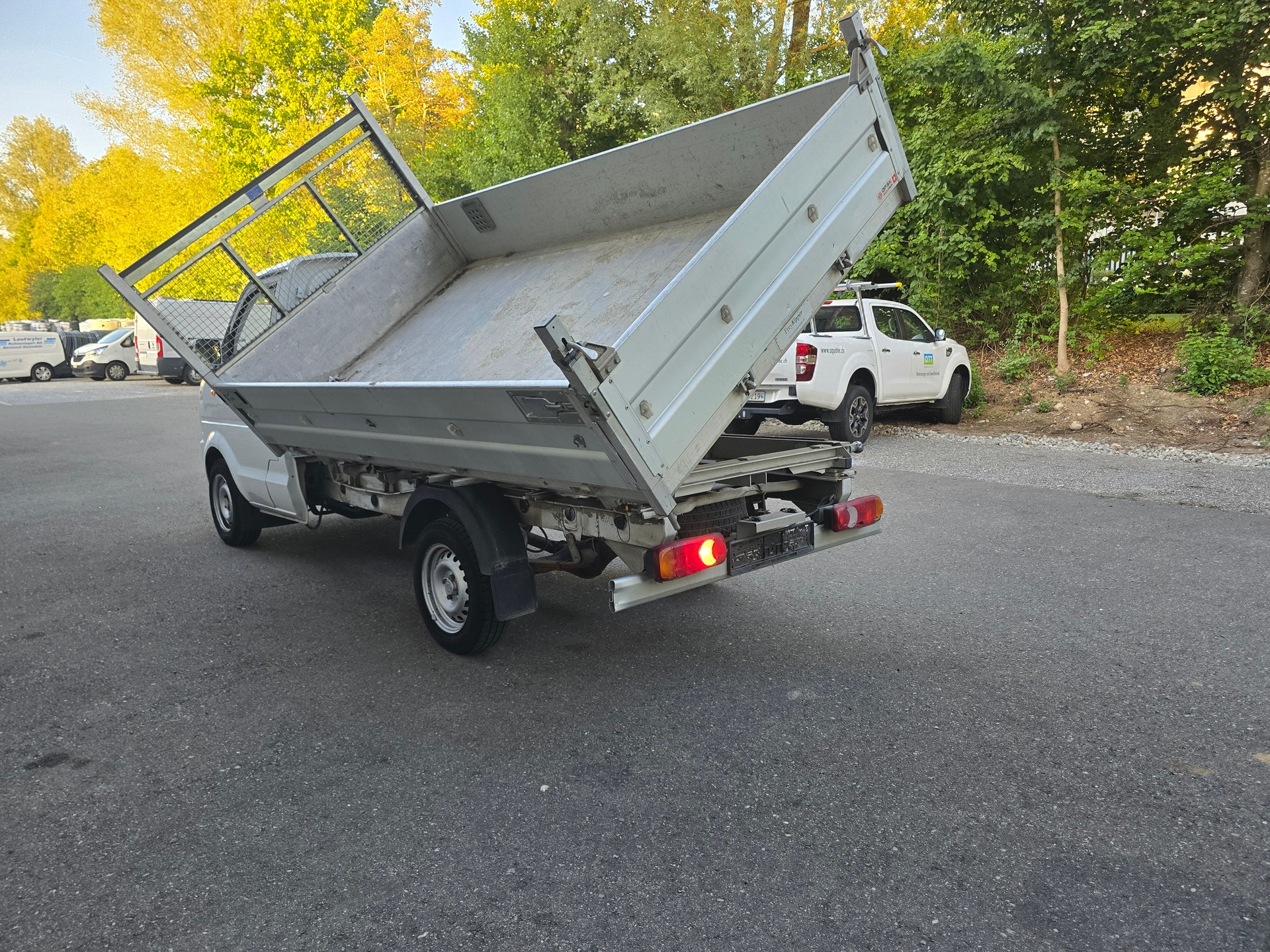DFSK V21 3-Seiten-Kipper / benne basculante sur 3 côtés-image-3