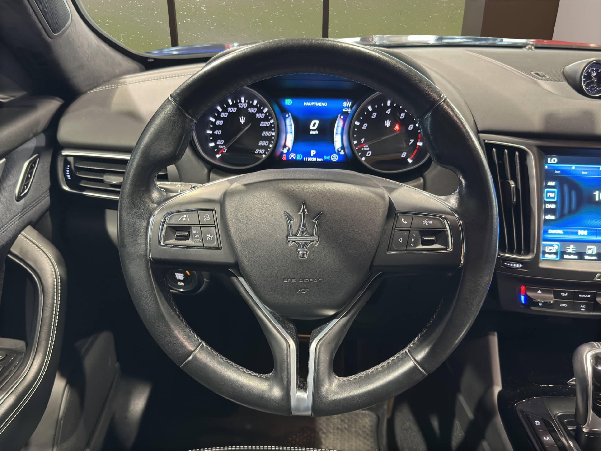 MASERATI Levante 3.0 V6 S-image-9