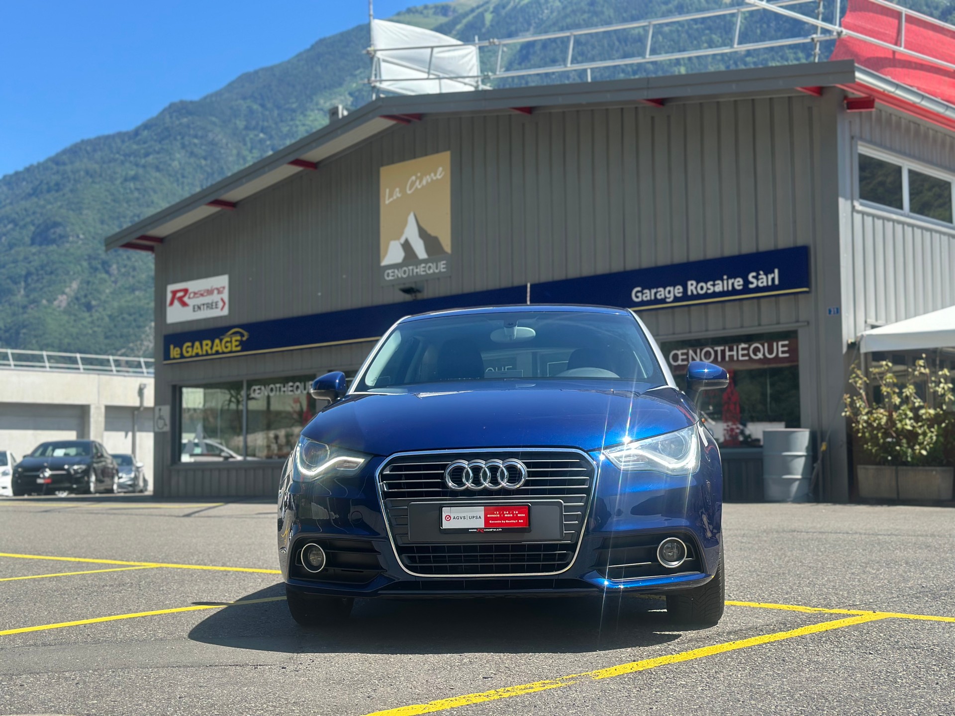 AUDI A1 1.4 TFSI Ambition S-tronic-image-3