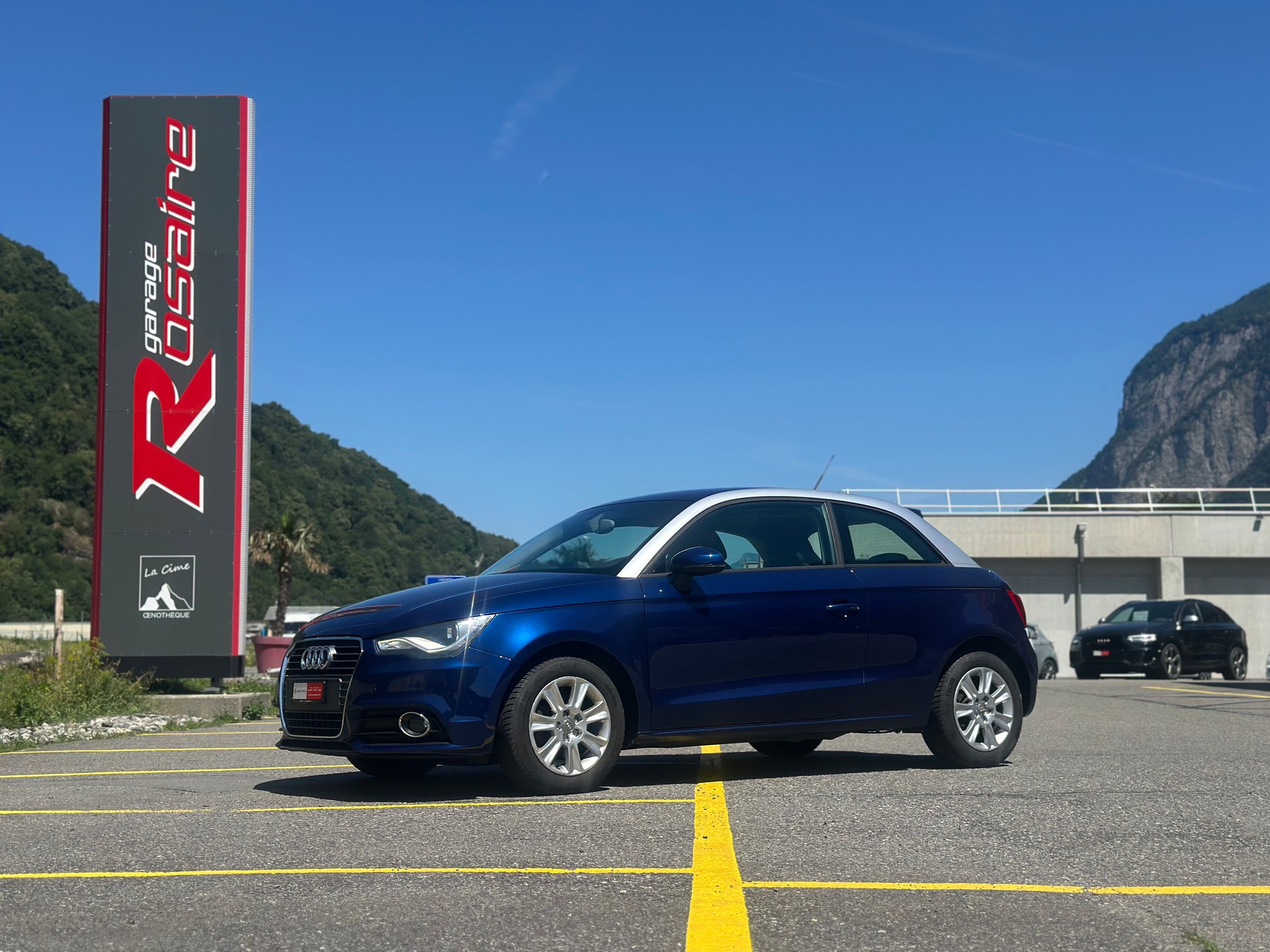 AUDI A1 1.4 TFSI Ambition S-tronic-image-0