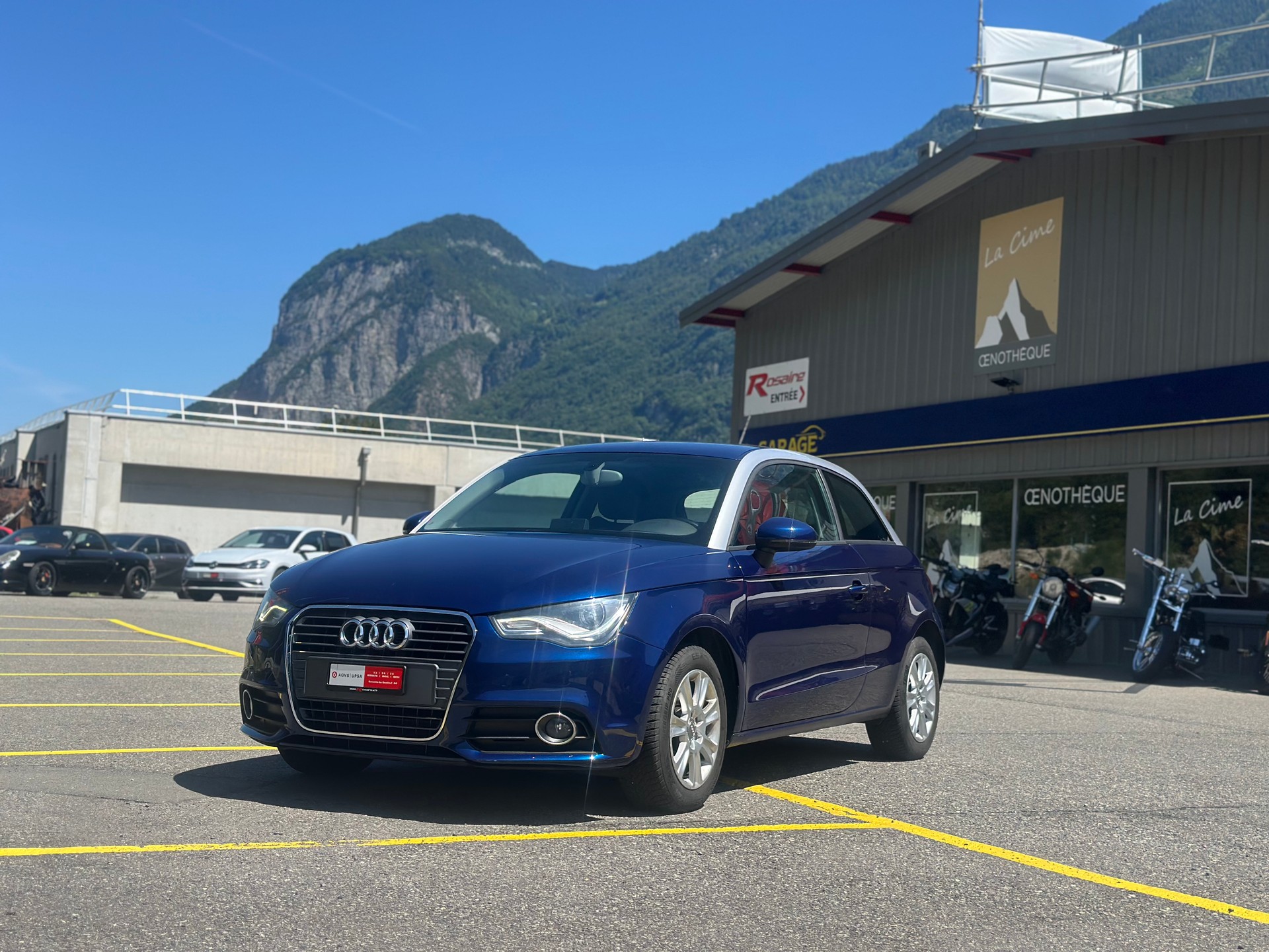 AUDI A1 1.4 TFSI Ambition S-tronic-image-2