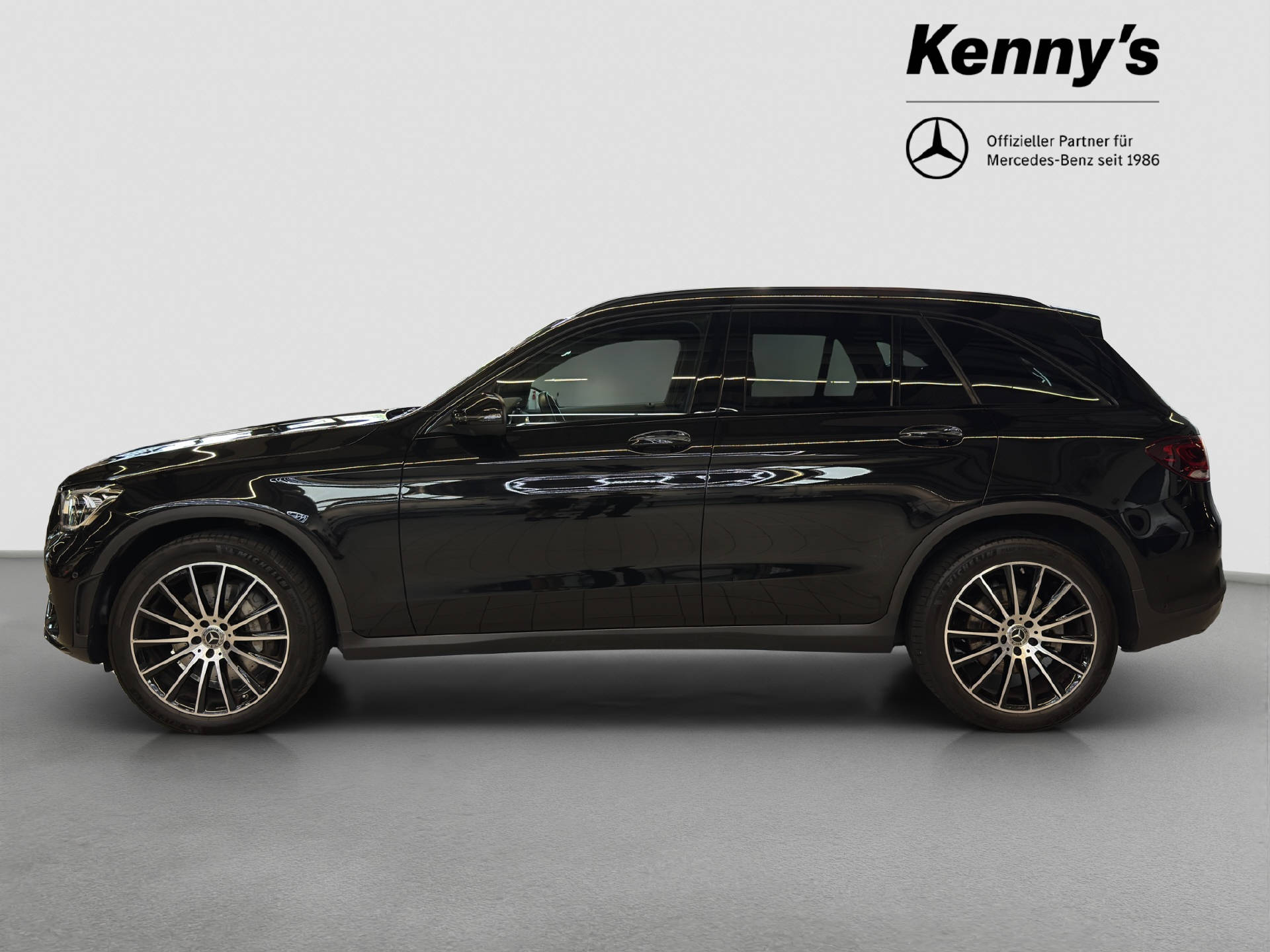 MERCEDES-BENZ GLC 300 d AMG Line 4MATIC-image-2