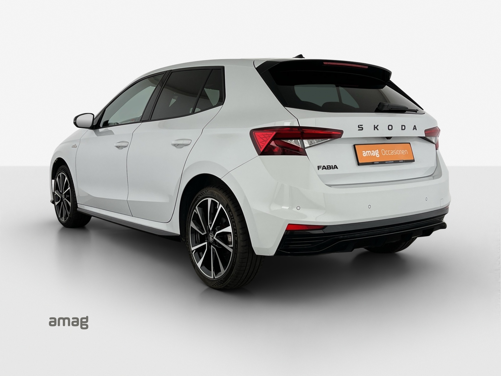 SKODA Fabia 1.5 TSI Monte Carlo DSG-image-2