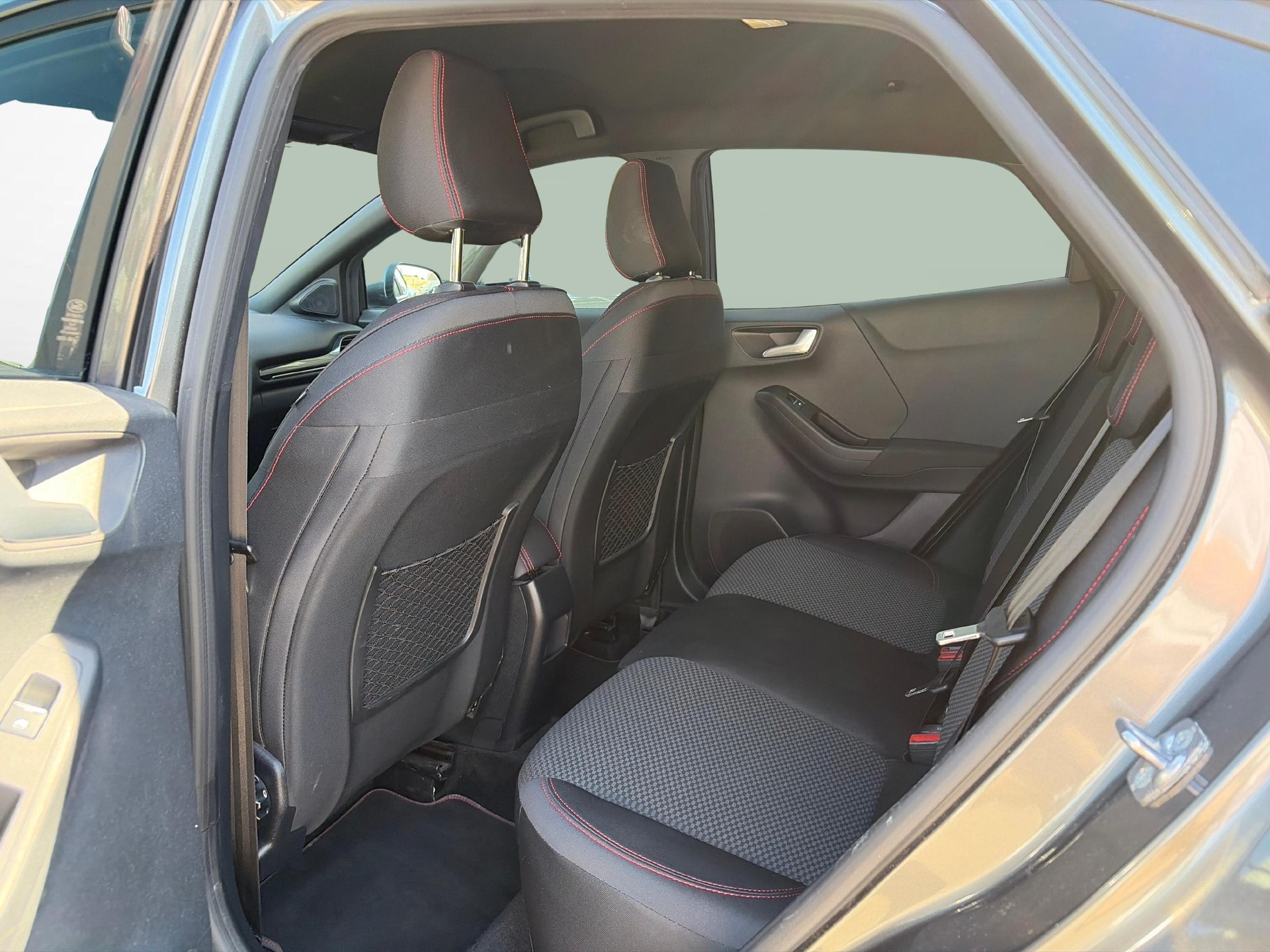 FORD Puma 1.0 EcoB Hybrid 125 ST-Line-image-15