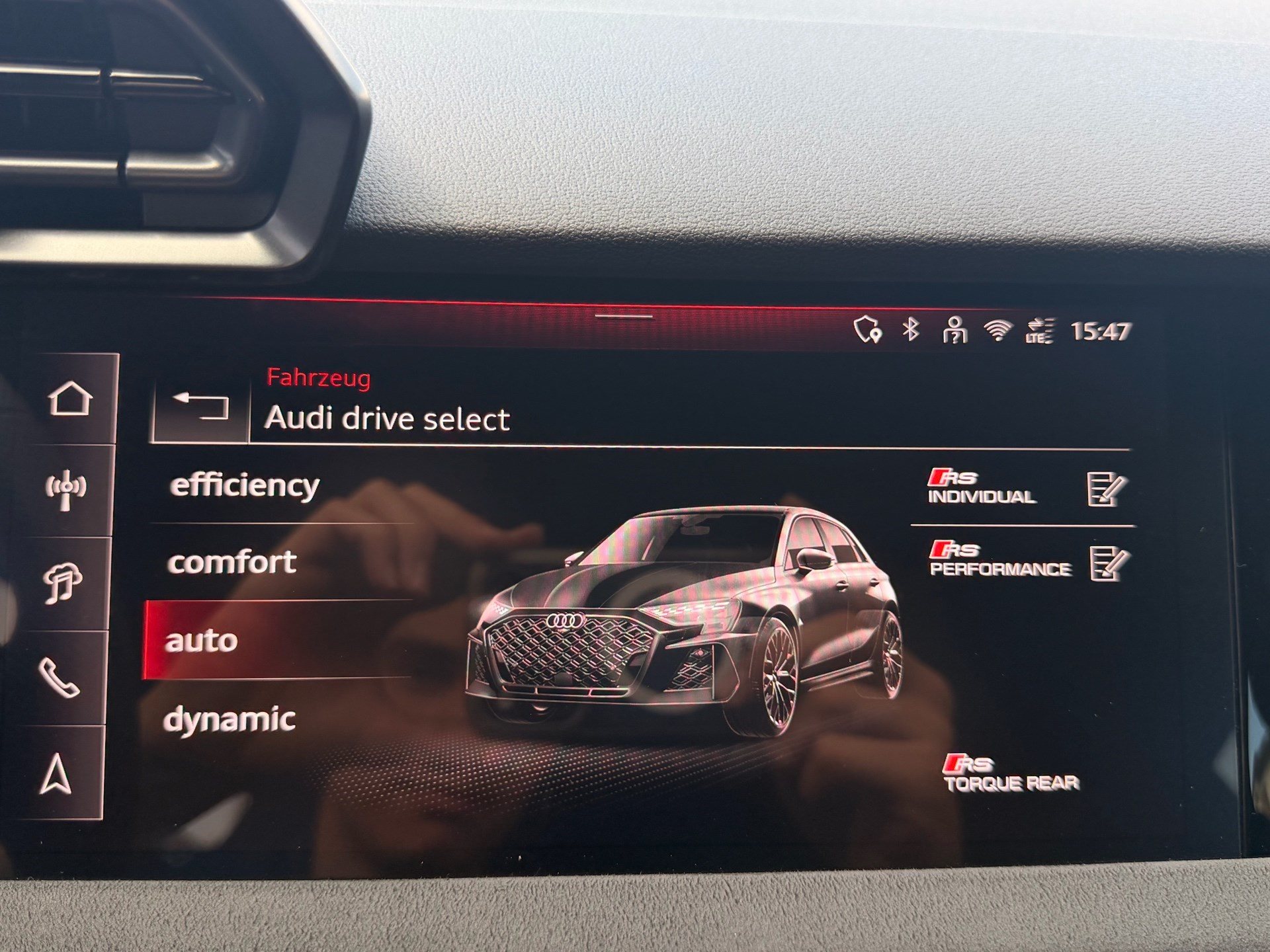 AUDI RS3 SPORTBACK 2.5 400 PS TFSI QUATTRO *** TRAUM IN ASCARIBLAU ***-image-15