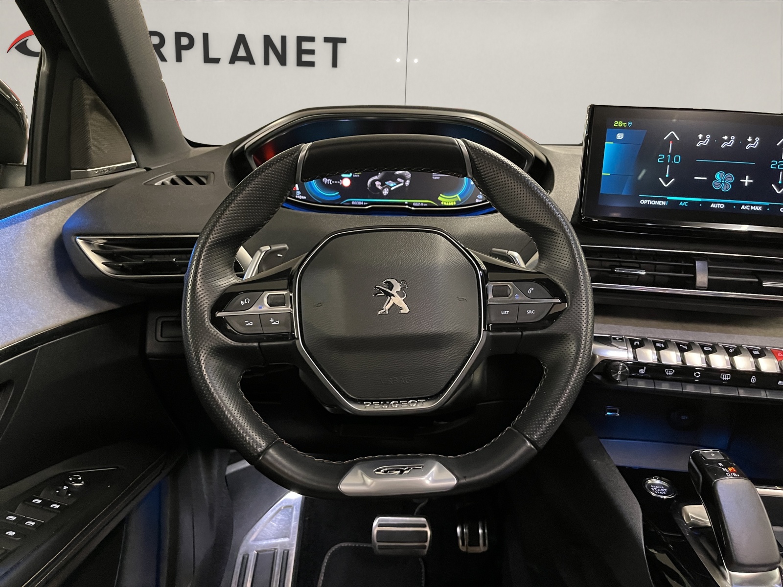 PEUGEOT 3008 1.6 Plug-in Hybrid4 GT Pack-image-8