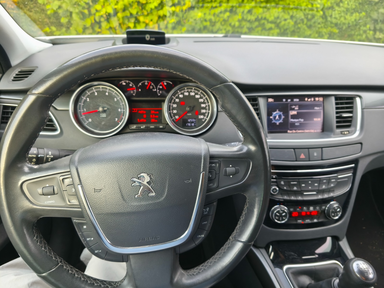 PEUGEOT 508 SW 1.6 16V T Business-image-9